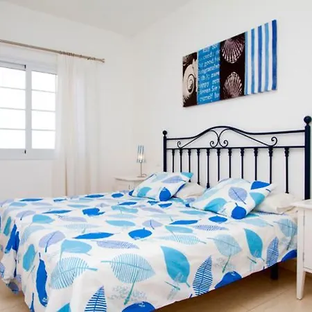 Acentejo Puerto Calero Lanzarote * Puerto Calero