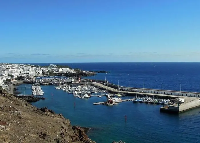 Acentejo Puerto Calero Lanzarote プエルト・カレロ
